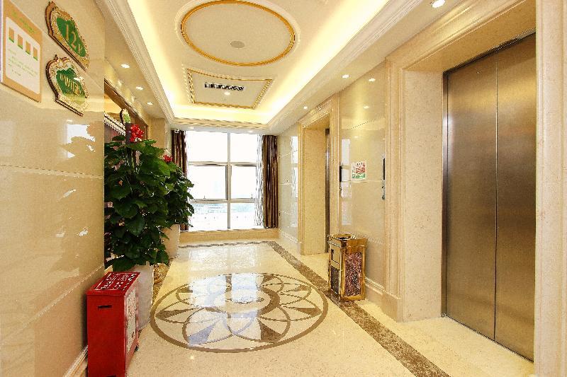Vienna Classic Hotel Shenzhen Bantian Wuhe Avenue Екстер'єр фото